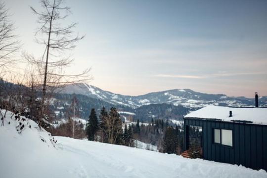 Mount Hotel スラブスク エクステリア 写真